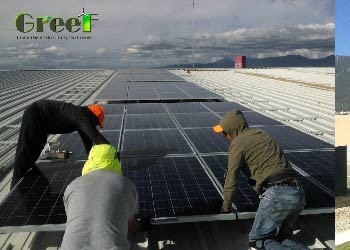 Pengisian daya baterai 10kw dari jaringan sistem energi pv tenaga surya untuk digunakan di rumah