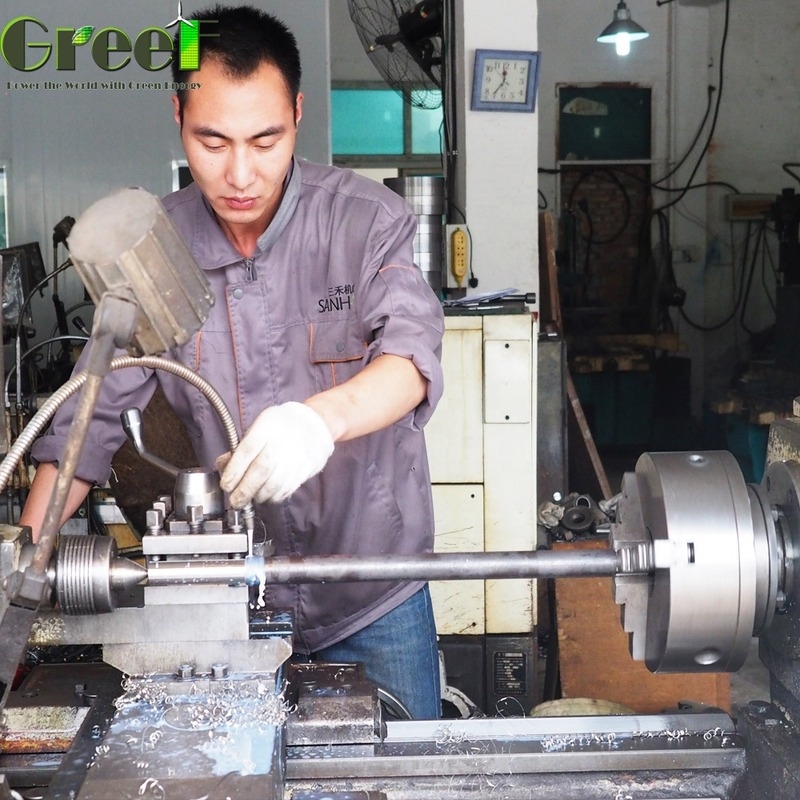 Generator Magnet Permanen Tanpa Inti Tipe Poros Horizontal dan Vertikal 0.03 N/M Torsi Awal Untuk Produk