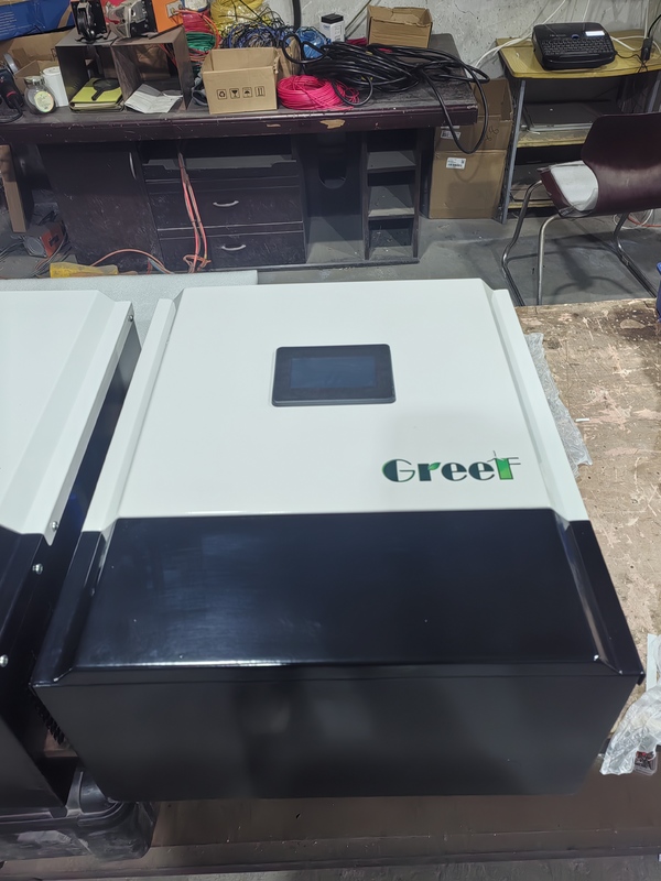 Arus Beban Maksimum 60A Pengontrol Off Grid 220mm X 150mm X 65mm Rentang Tegangan Mppt 90-520V Disesuaikan/220-530Vac