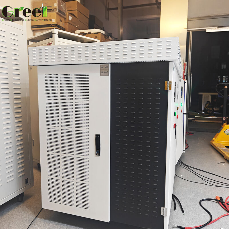 On Grid Controller dengan Frekuensi Output 50Hz/60Hz LCD Touch Screen dan Baterai Lithium-ion untuk Otomasi Industri