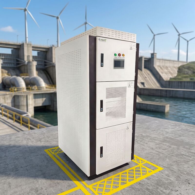 50Hz/60Hz Frekuensi Output Pada Grid Controller dengan 240-550V DC Input Voltage Range dan IP20 Protection for Energy Management