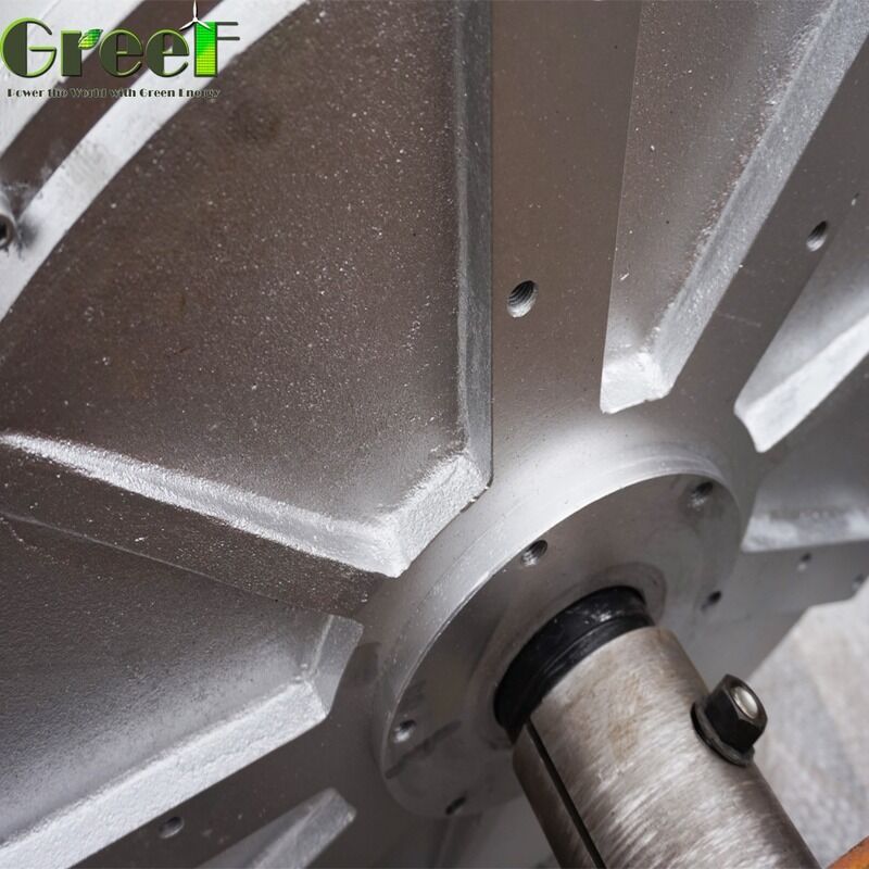 Efisiensi tinggi >92% Generator magnet permanen tanpa inti dengan torsi awal rendah <0,03N/M dan stator kabel tanpa inti