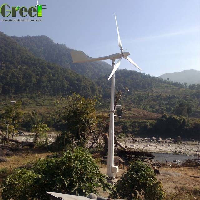 5kw Rooftop Turbin Angin Kontrol Pitch Horisontal Kecepatan Rendah Untuk Penggunaan Di Rumah